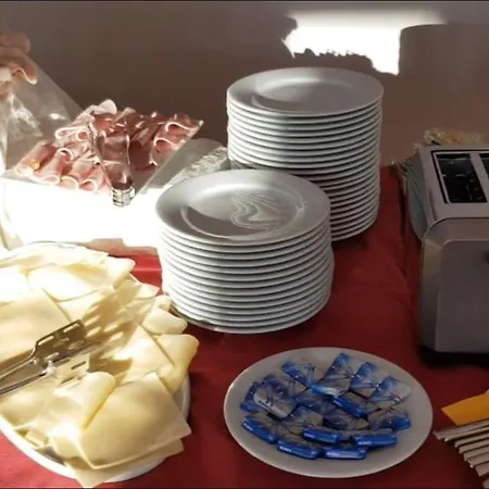 Settibi 20m Dalla Отель Джулианова