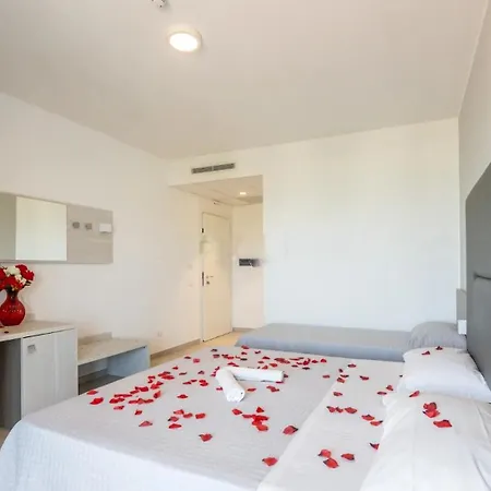 Settibi 20m Dalla Hotel 3*