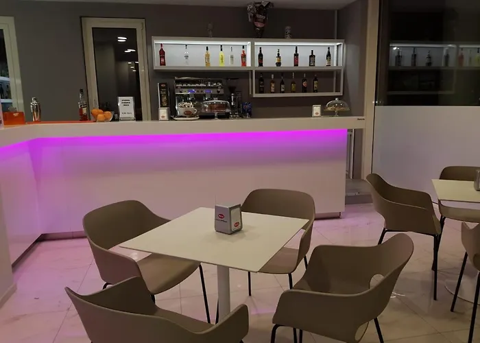 Nuovo Settibi 20m Dalla Hotel 3*