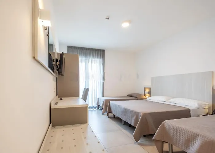 Settibi 20m Dalla Hotell